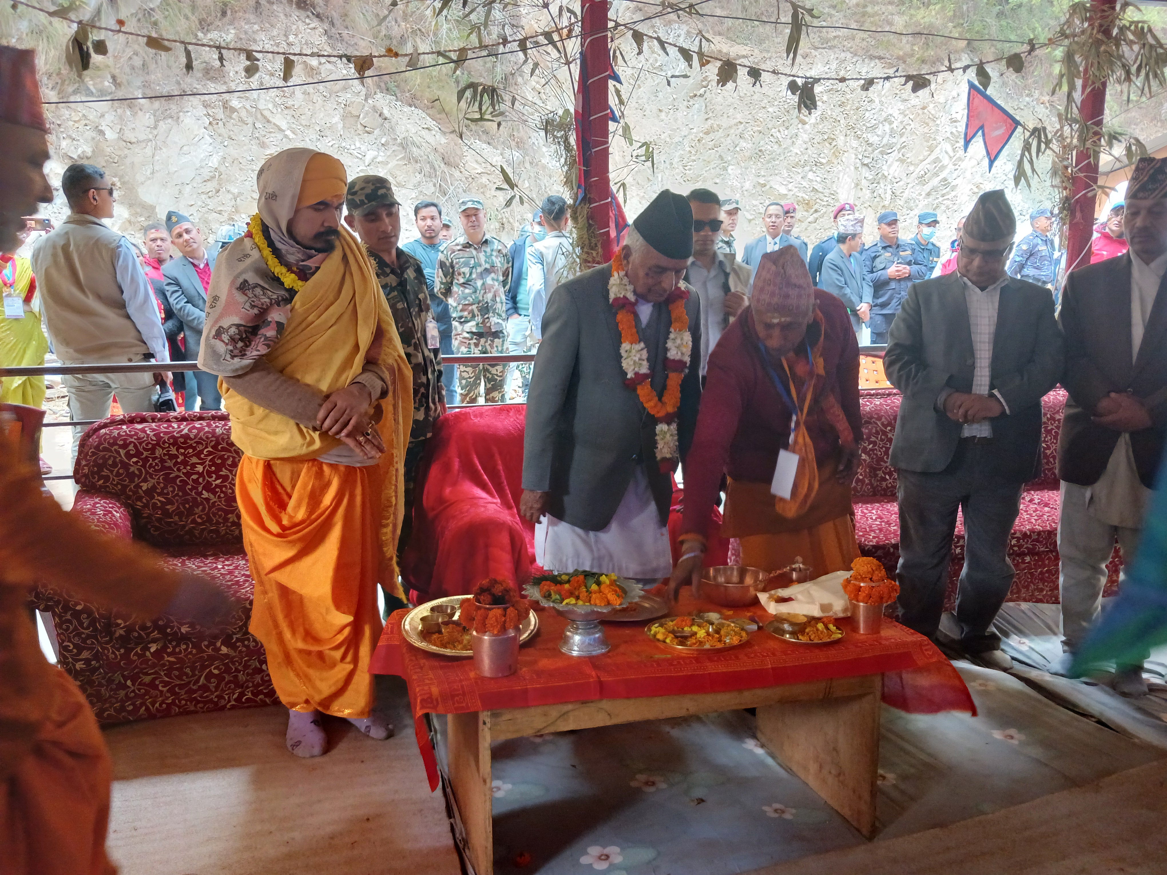 राष्ट्रिय काेटिहाेम २०८०मा पुग्नु भएका राष्ट्रपति (फाेटाे फिचर)