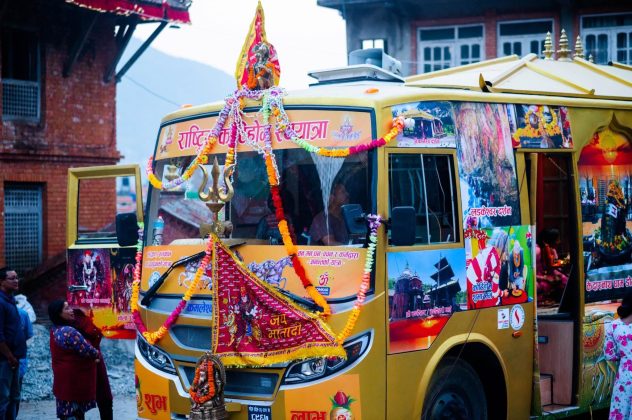 ७७ जिल्ला राष्ट्रिय काेटिहाेम २०८० निमन्त्रणा गर्न पुगेकाे धर्म रथ