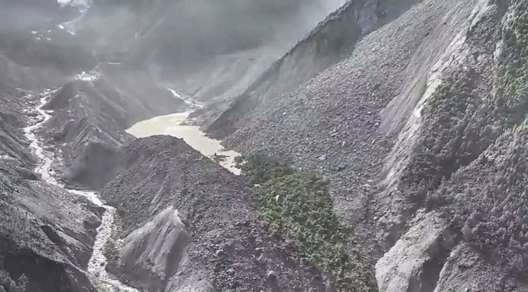 चीनतर्फको ताल फुटेको सूचना आयो, सुरक्षित रहनुस् : रसुवा सीडीओ