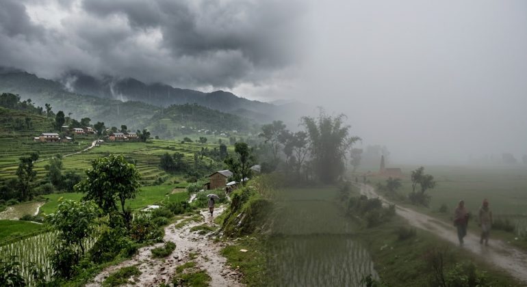 आजको मौसम : केही स्थानमा वर्षाको सम्भावना, तापक्रम यस्तो रहने